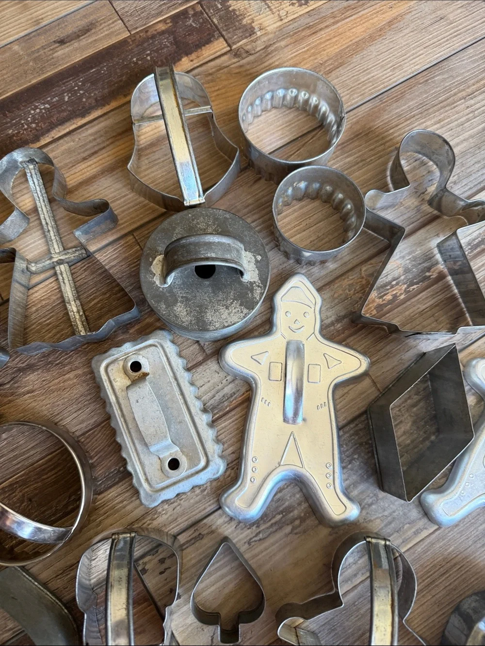 Vintage Metal Cookie Cutter Set - Assorted Shapes in Silver